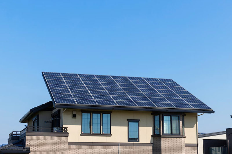太陽光発電付き住宅の売却で高く売るコツと手続きを解説